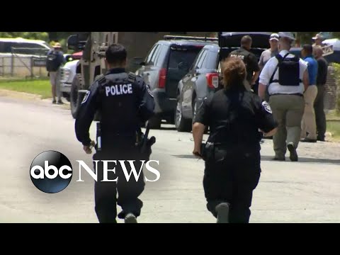 You are currently viewing Fallout from Uvalde report: ‘Law enforcement failed to prioritize saving lives’