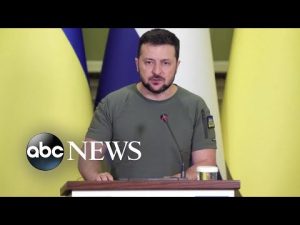 Read more about the article President Zelenskyy suspends top prosecutor, spy chief | ABCNL
