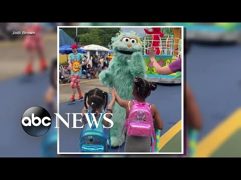 You are currently viewing Sesame Place under fire as new questions emerge about alleged racial bias