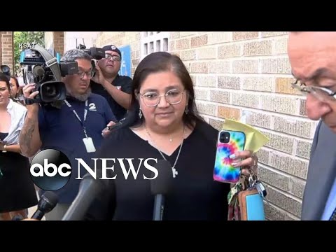 You are currently viewing Uvalde suspends Robb Elementary school principal l GMA