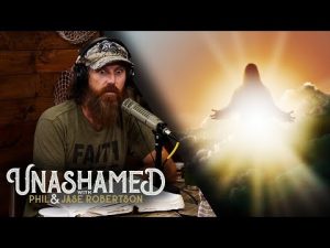 Read more about the article Jase Takes On False Christian Beliefs & the Great Irony of False Gospels | Ep 520