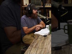 Read more about the article Jase Robertson Stops New Yorkers in Their Tracks