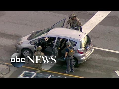 You are currently viewing Gunman opens fire from rooftop in Chicago suburb | Nightline