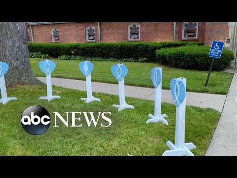 You are currently viewing What we know about the victims of the July 4 Highland Park parade shooting