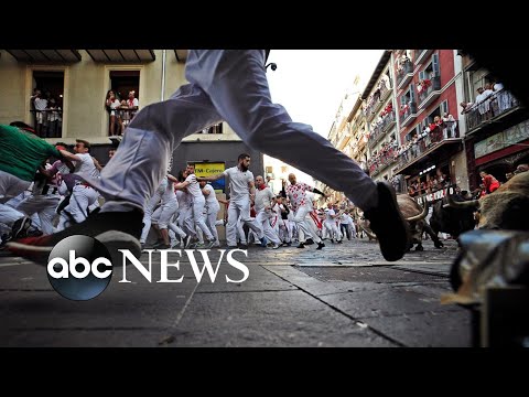 You are currently viewing Running of the bulls, Wimbledon, protest for Jayland Walker: World in Photos, July 7