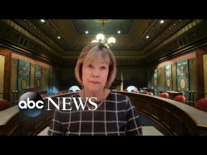 Read more about the article Illinois official reacts to Parade mass shooting in her district l ABCNL
