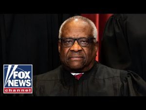 Read more about the article Top Democrat admits it’s ‘not realistic’ to consider impeaching Justice Clarence Thomas