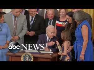 Read more about the article Biden signs PACT Act to aid troops exposed to burn pits in Iraq, Afghanistan | WNT
