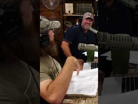You are currently viewing Jase Robertson Gets Busted for ‘Breaking the Law’ at Church