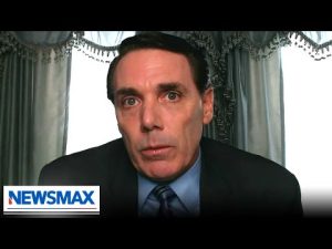 Read more about the article Ex-FBI agent speaks out: They’re ‘warning’ me