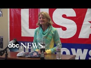 Read more about the article Sarah Palin advances to  general election in Alaska congressional race