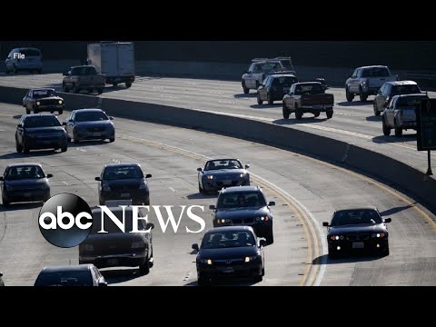 You are currently viewing US traffic deaths rise in 2022: NHTSA