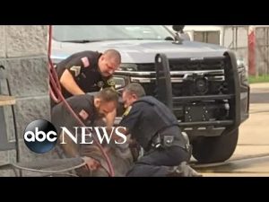 Read more about the article Civil rights investigation underway after violent arrest video in Arkansas goes viral