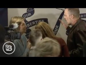 Read more about the article FLASHBACK: Hot Mic Catches PISSED OFF Parent DESTROYING Sen. Warren on “Forgiving” Student Loans