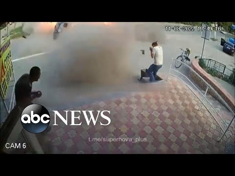 You are currently viewing New images emerge of a deadly car bombing in eastern Ukraine