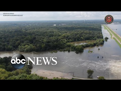 You are currently viewing New warning to evacuate as Mississippi river crests