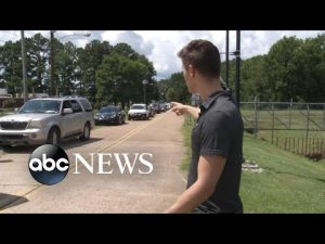 Read more about the article Jackson, Mississippi, residents line up for bottled water due to outage