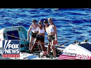 Read more about the article All-female rowing team breaks world record on trip from California to Hawaii