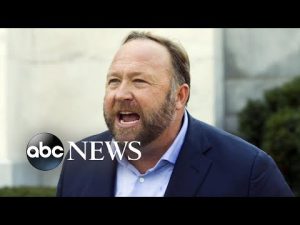 Read more about the article Jury orders Alex Jones to pay Sandy Hook parents more than $4 million