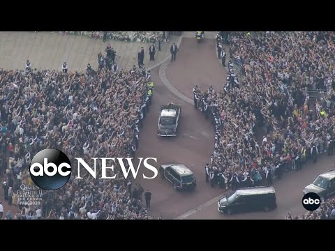 You are currently viewing Britain mourns Queen Elizabeth II as King Charles III begins reign from London