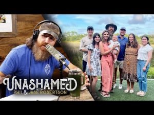 Read more about the article Why Jase Doesn’t Consider Himself a Leader & Why Family Is ALWAYS Greater Than Money | Ep 546