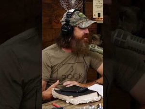 Read more about the article Jase Robertson’s Son Just Had His Truck — and Gun! — Stolen
