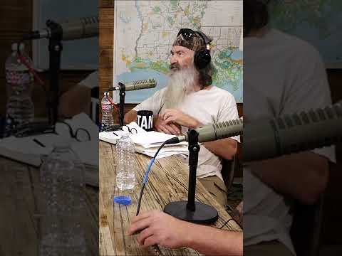 You are currently viewing Phil Robertson Has Never Called Jase By His Given Name!?