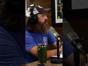 Read more about the article How Your Attitude Determines the Weight of Blessings From God | Jase Robertson