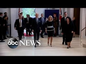 Read more about the article Bidens arrive in UK ahead of the Queen’s funeral