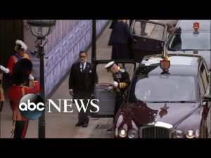 Read more about the article King Charles III arrives for Queen Elizabeth II’s funeral | ABC News