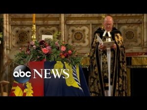 Read more about the article Queen Elizabeth II lowered into the royal vault | ABC News
