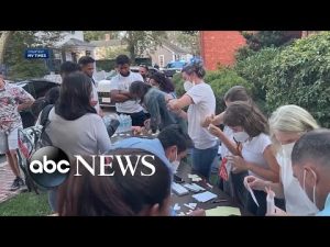 Read more about the article New numbers show massive spike in arrests at US southern border l GMA