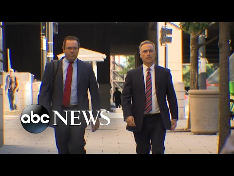 You are currently viewing Former Trump White House lawyers testify before grand jury in Jan. 6 probe