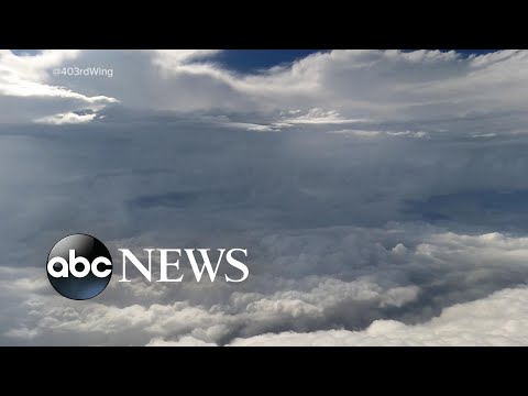 You are currently viewing Bermuda prepares for Hurricane Fiona