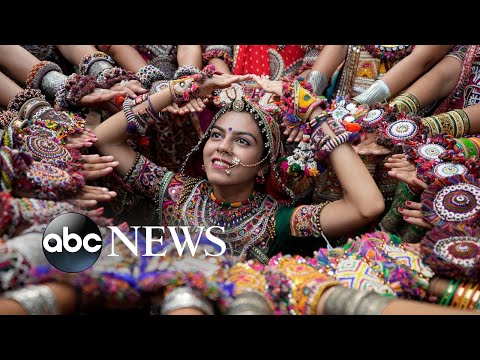 You are currently viewing Hindu festival, The funeral of Queen Elizabeth, war in Ukraine: Week in Photos