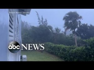 Read more about the article Hurricane Fiona strikes Bermuda, continues path north l WNT