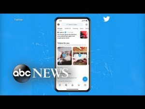 Read more about the article Twitter switches to a full-screen, immersive video player for watching clips