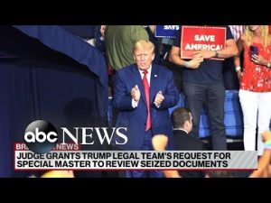 Read more about the article Judge grants Trump’s request for special master
