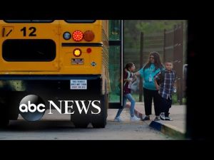 Read more about the article Uvalde new school year, red pandas and California fire: World in Photos, Sept. 6