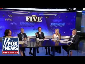 Read more about the article They’re all reading off the same teleprompter: Watters