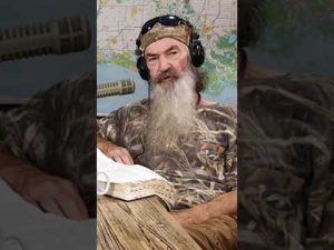 Read more about the article @Phil Robertson: Without a BIG Change, We Can Kiss America Goodbye for Good | #shorts