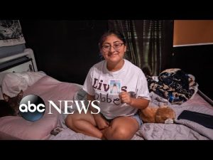 Read more about the article Teen whose sister was killed in Uvalde channels her anger into activism l ABC News