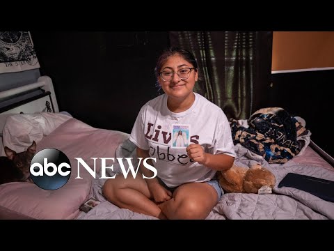 You are currently viewing Teen whose sister was killed in Uvalde channels her anger into activism l ABC News