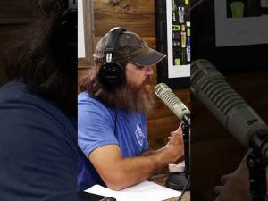 Read more about the article Jase Robertson Doesn’t Love the Term ‘Leader’