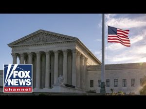 Read more about the article Supreme Court draft leaker’s identity remains unknown