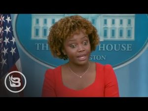 Read more about the article Press Sec  Left Confused When People in Biden’s Own Admin Call Him Out