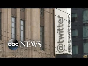 Read more about the article Elon Musk reverses course, offers to buy Twitter at original price