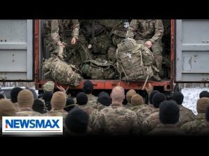 Read more about the article Newsmax talks outlets for Veterans seeking help, Honoring those on front lines