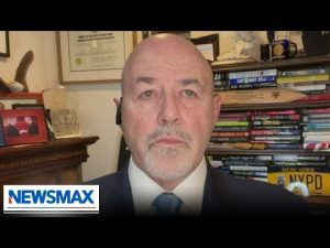 Read more about the article REPORT: Violent crime skyrocketing across the nation | Bernard Kerik | Wake Up America