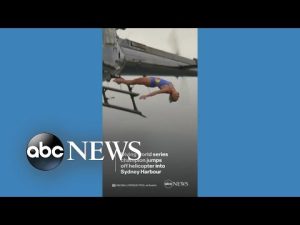 Read more about the article Diving world series champion jumps off helicopter into Sydney Harbor